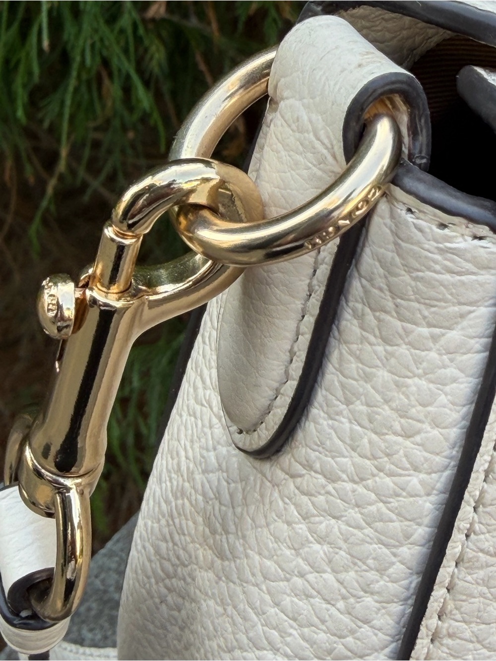 Coach Mia Shoulder Bag Chalk Pebble Leather Gold Hardware - Picture 5 of 15